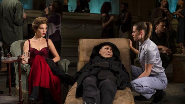 Crimes of the Future backdrop