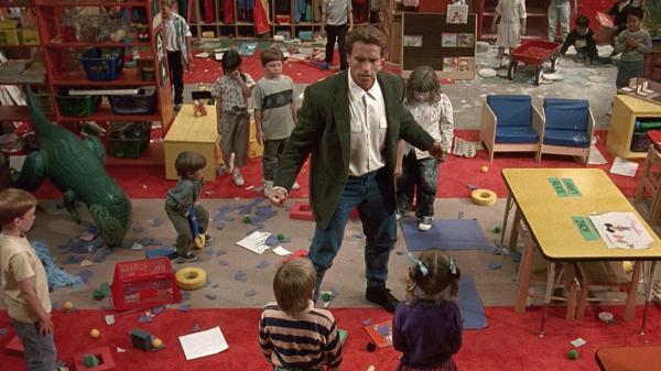 kindergarten-cop-backdrop-tmdbdotcom.jpg